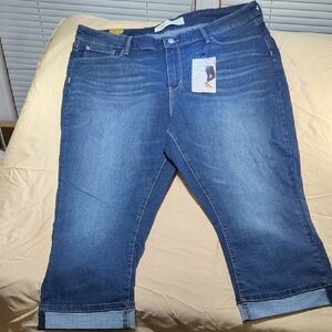 Signature by Levi Strauss Blue Ankle Cropped Jeans